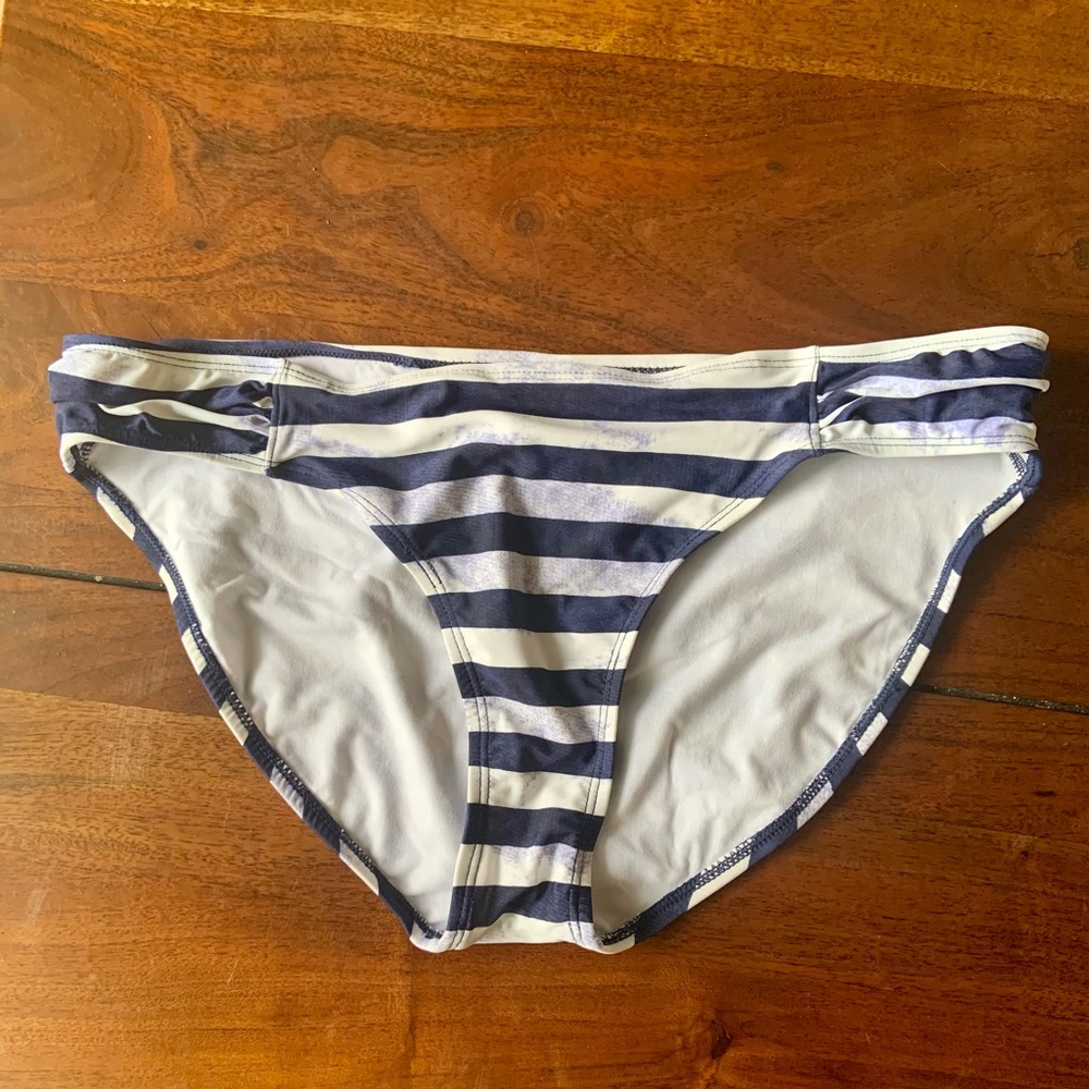 Blue and white bikini bottoms size 16 QuintSoul